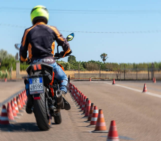Autoscuola iGO - Patente A-A2